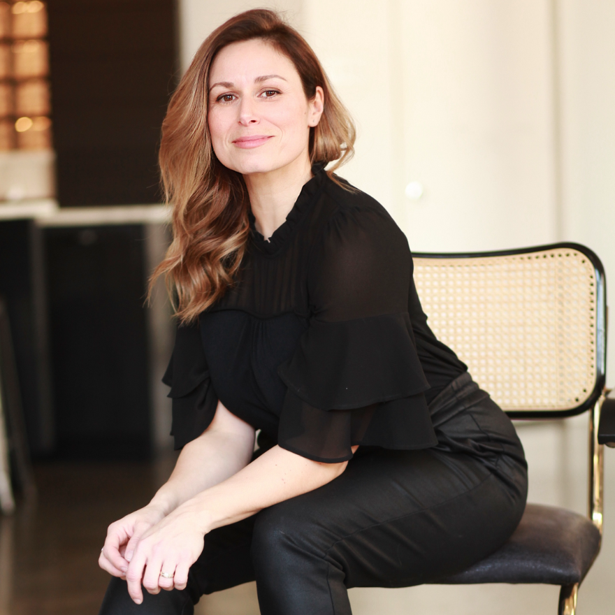 stephanie-deschamps-agent
